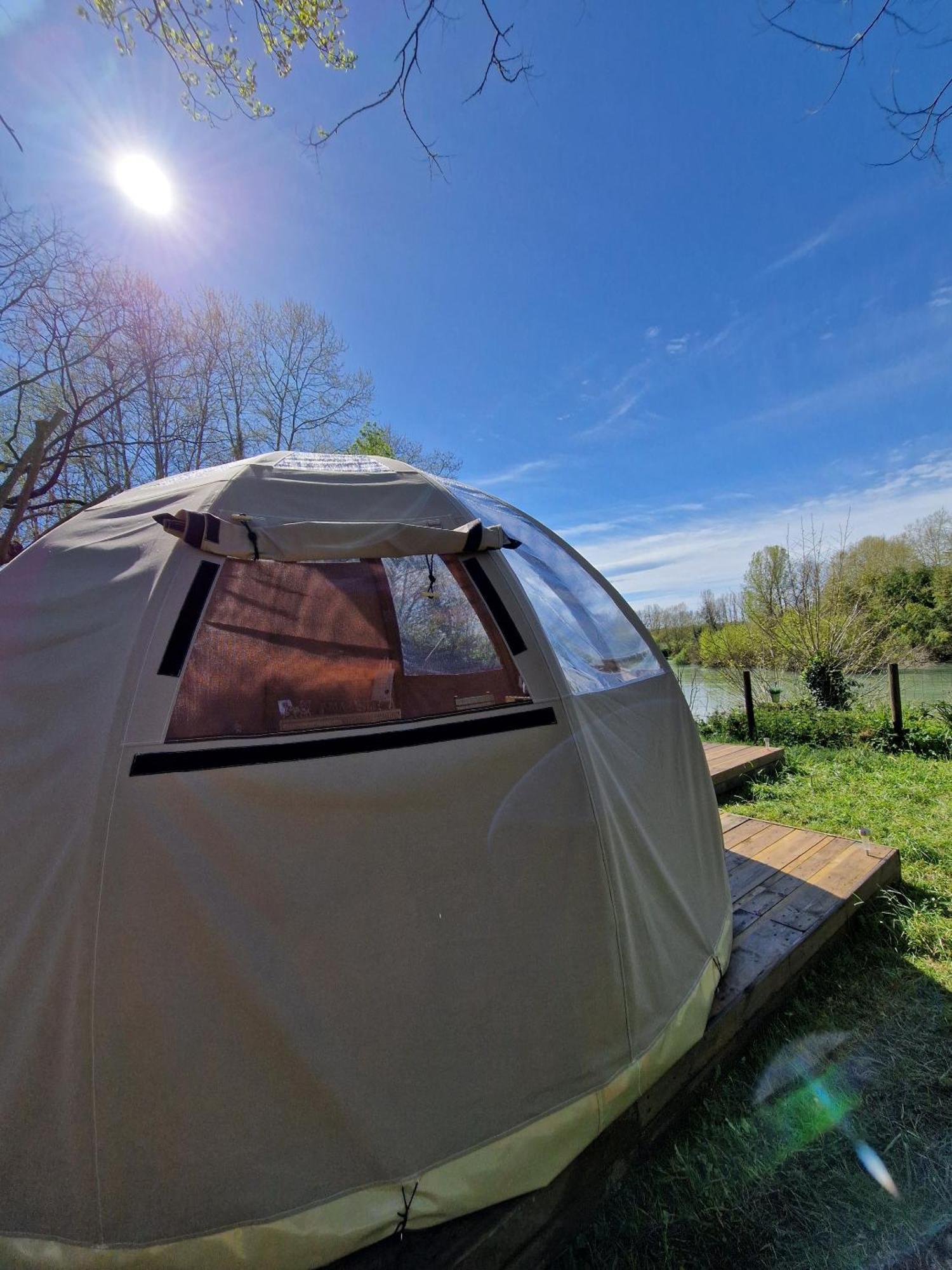 Bed and Breakfast Les Nuits De Cassiopee Sorde-lʼAbbaye Zimmer foto