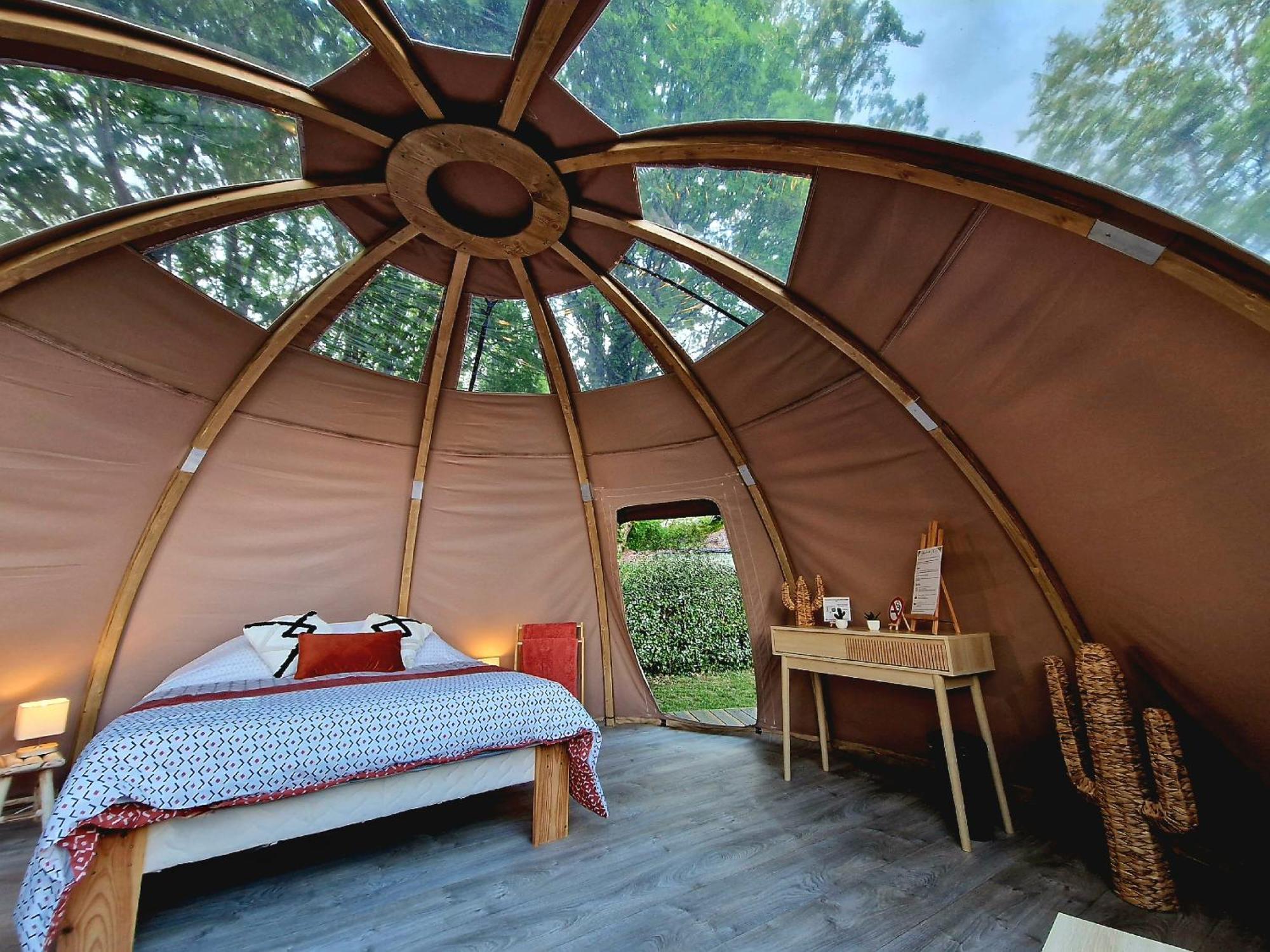 Bed and Breakfast Les Nuits De Cassiopee Sorde-lʼAbbaye Zimmer foto